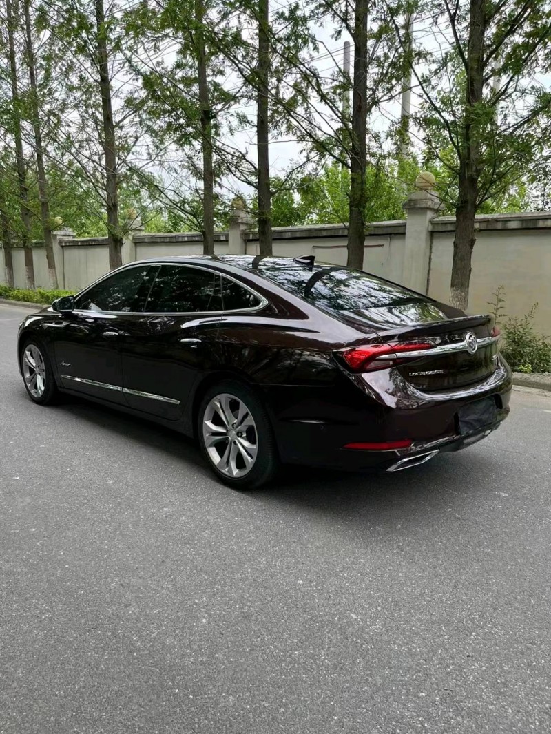 徐州22年别克君越7