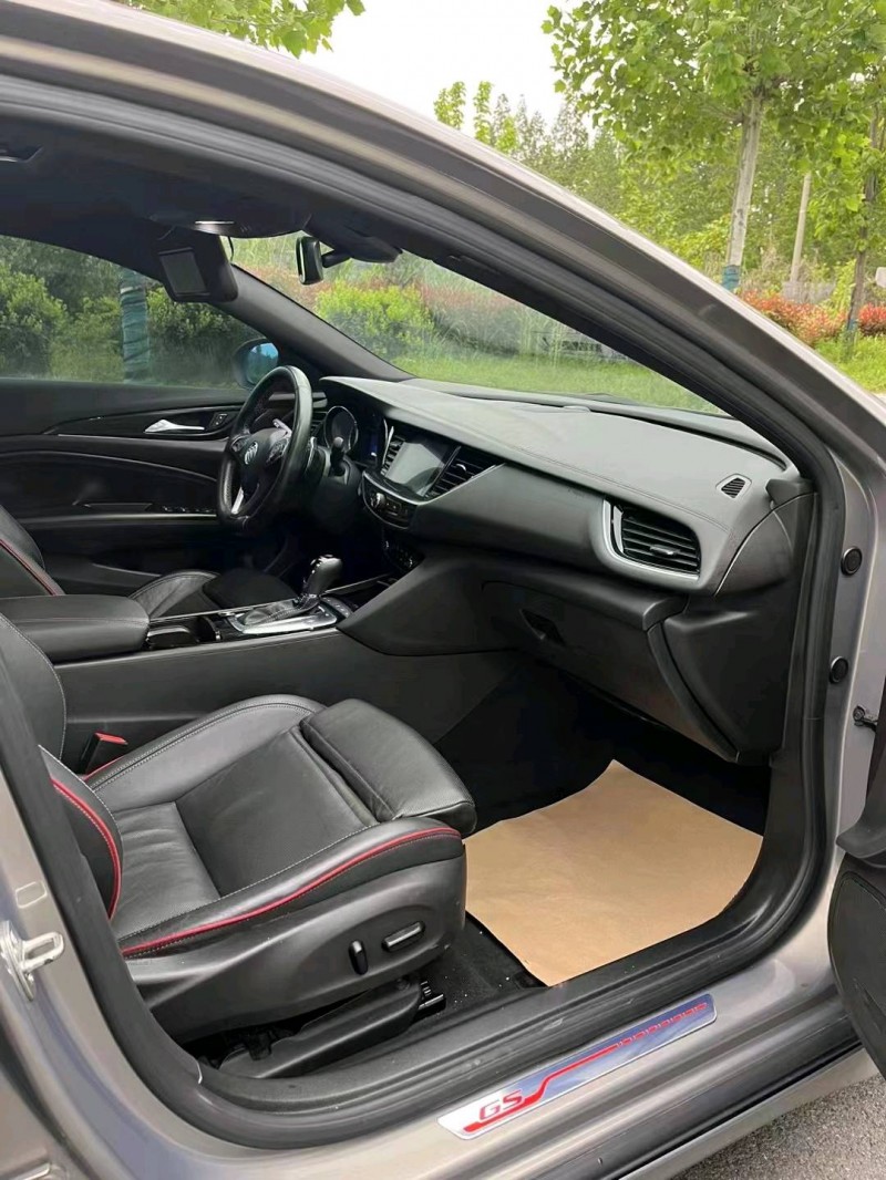 徐州18年别克君威5