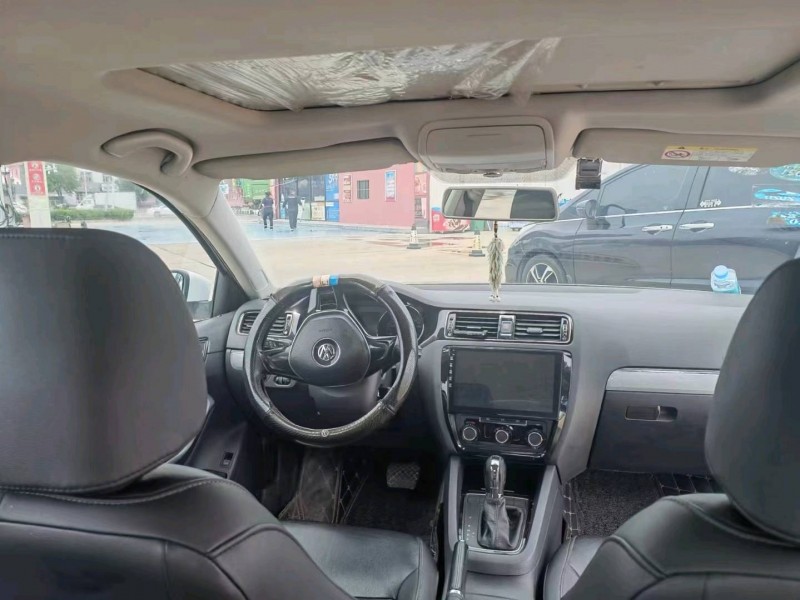 保定16年大众速腾5