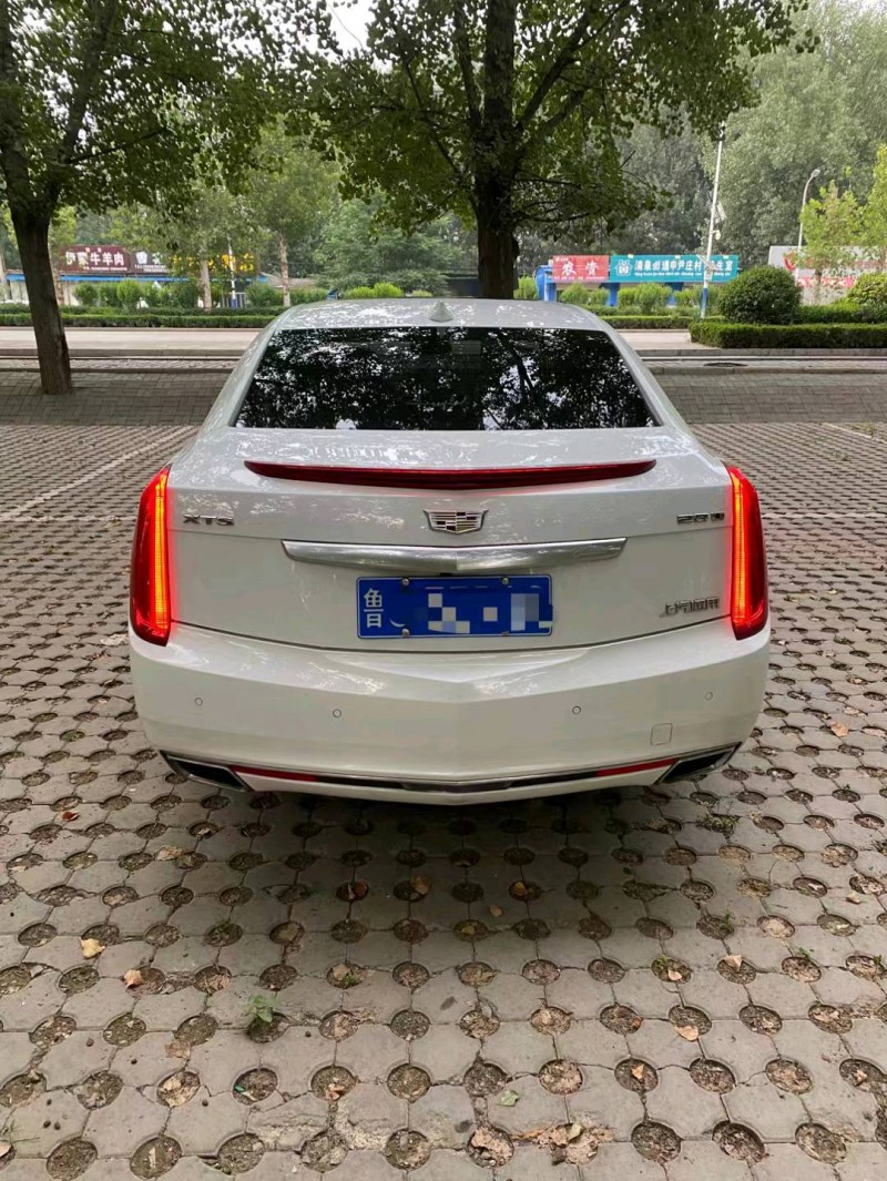 枣庄17年凯迪拉克XTS8