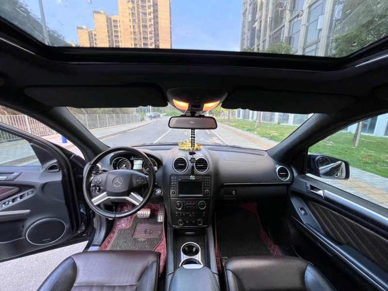 广州13年奔驰GL5