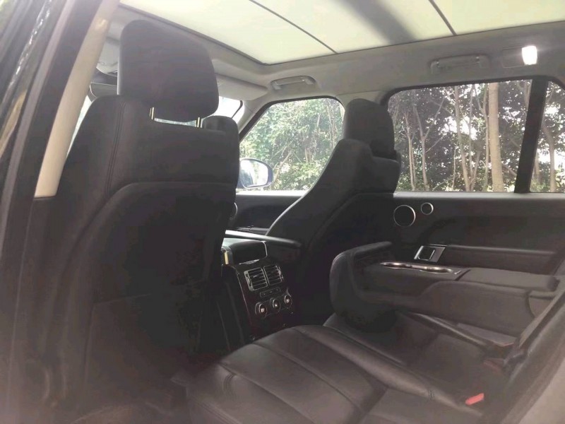 广州18年路虎揽胜行政4