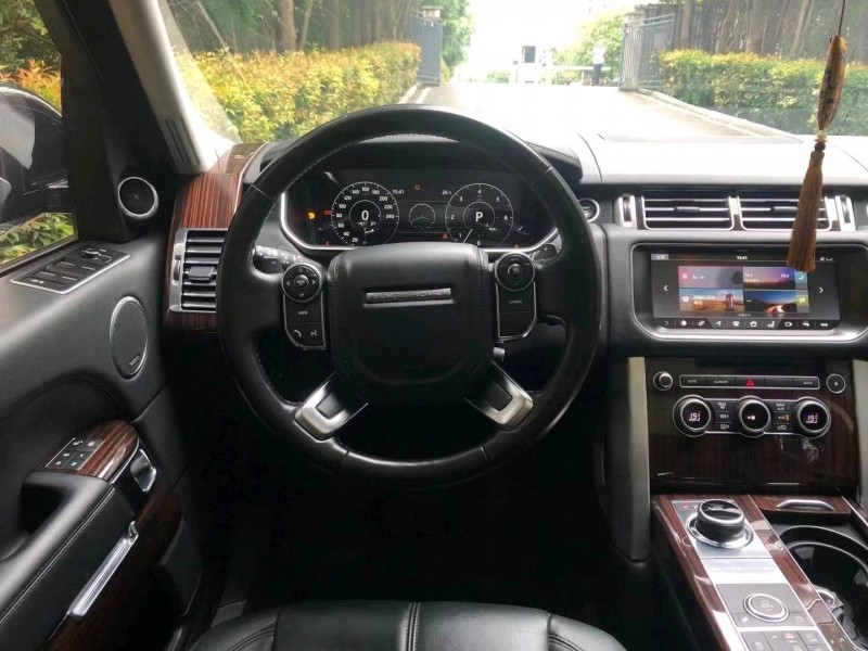 广州18年路虎揽胜行政6