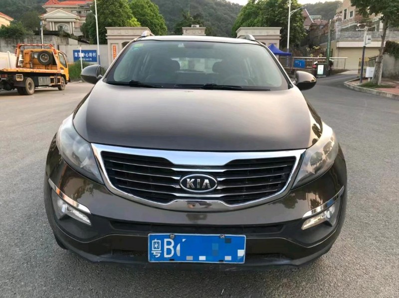 广州12年起亚智跑1