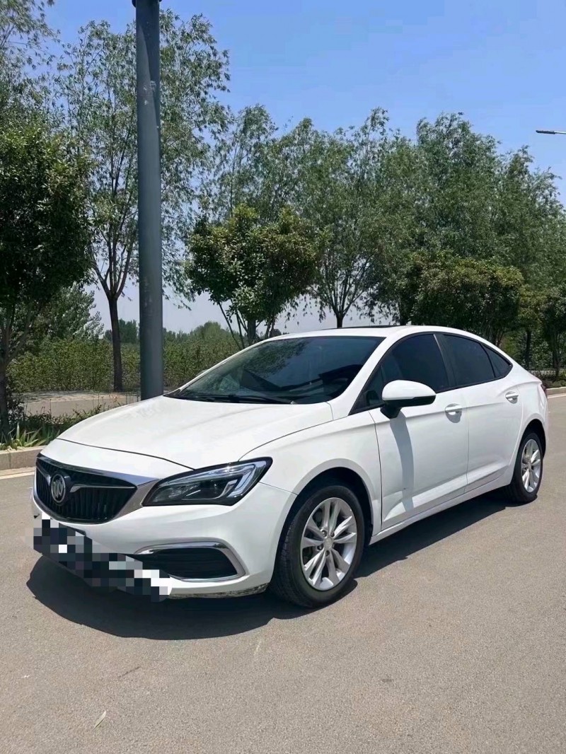 枣庄19年别克威朗3