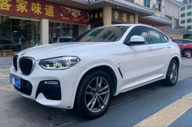 广州19年宝马X43