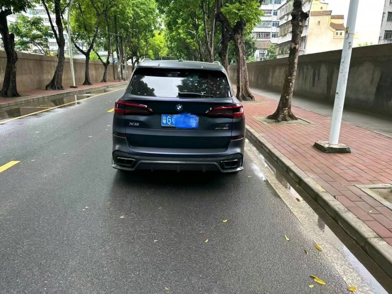 广州20年宝马X57