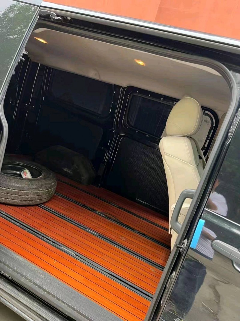 枣庄20年福特全顺8