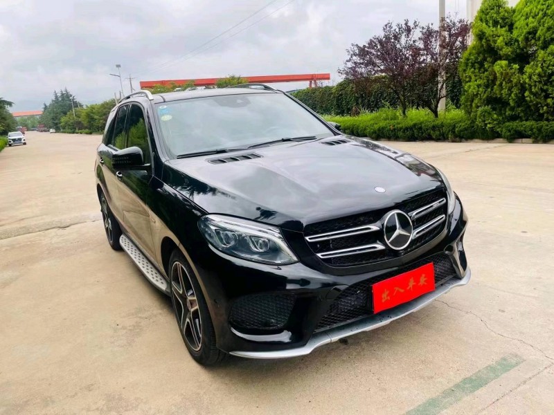 枣庄17年奔驰GLE2