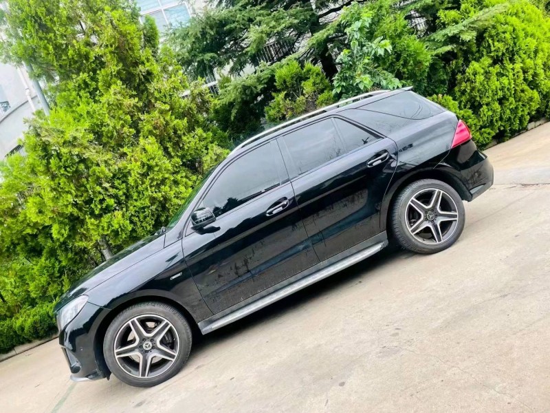 枣庄17年奔驰GLE3