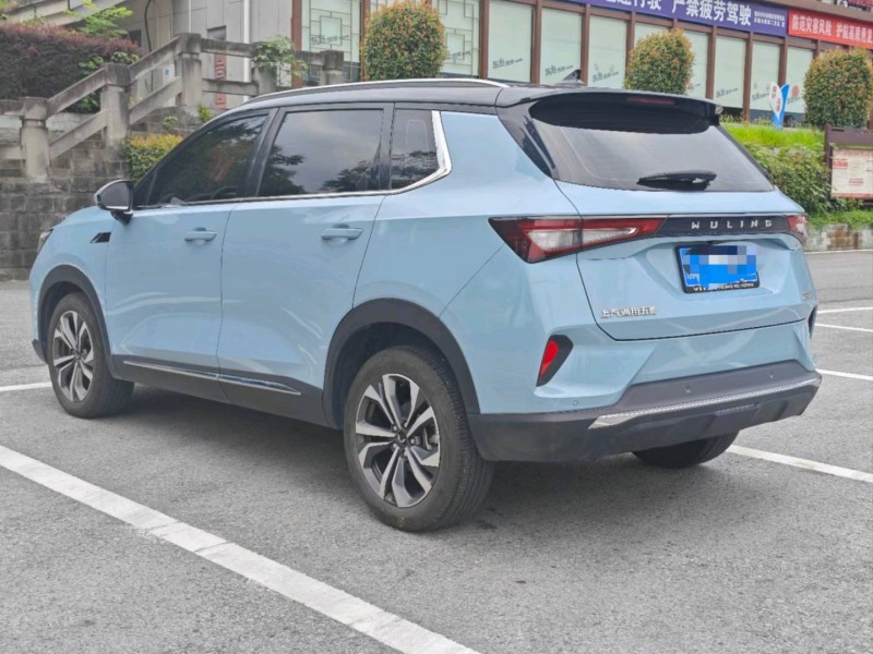 重慶22年五菱汽車星辰7