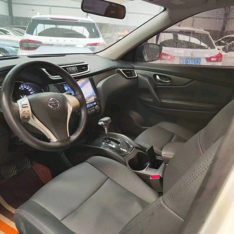 太原14年日產奇駿6