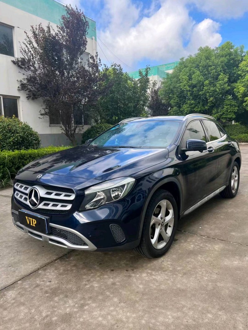 宿迁18年奔驰GLA2