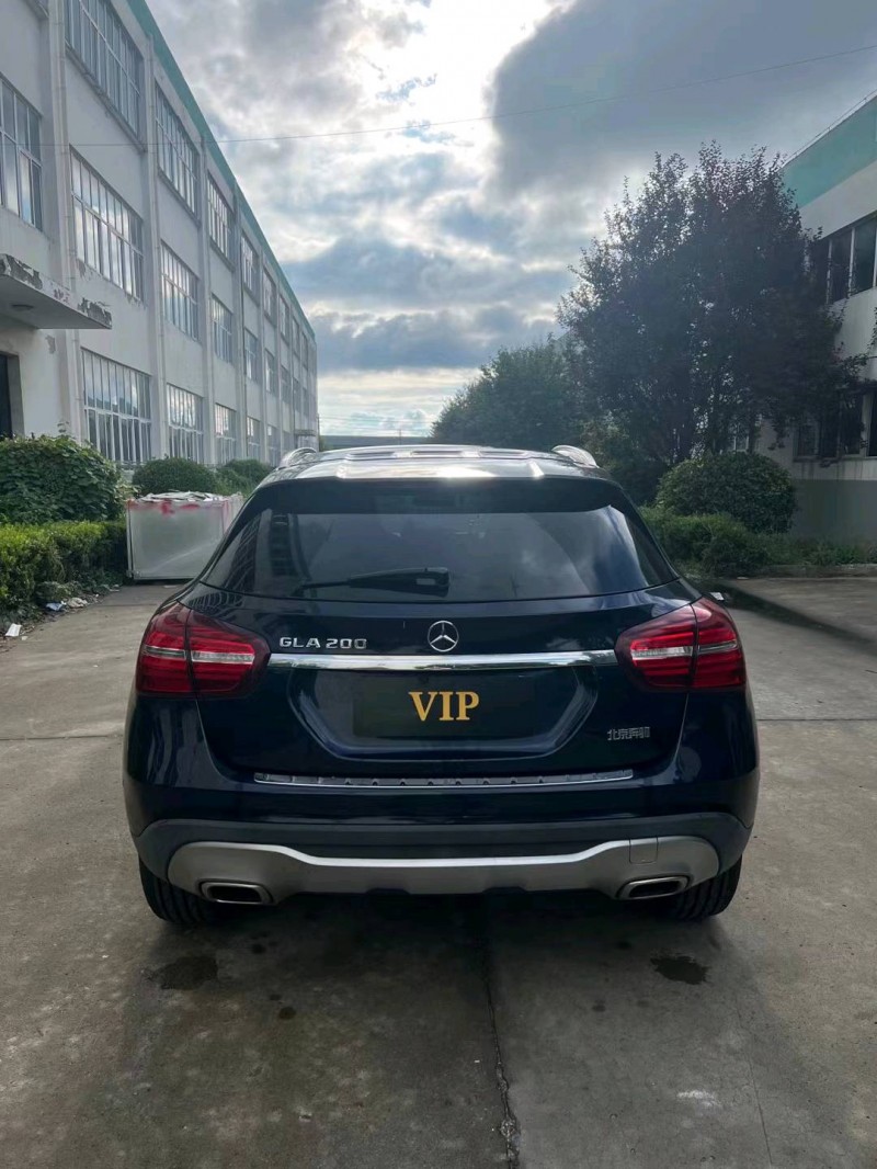 宿迁18年奔驰GLA9