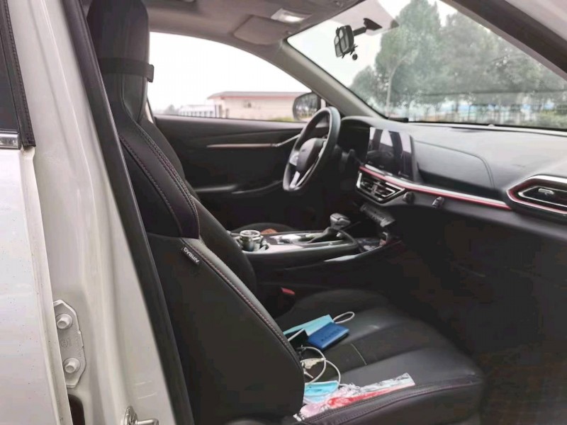東營21年長安汽車歐尚4