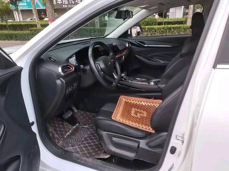 東營21年長安汽車歐尚7