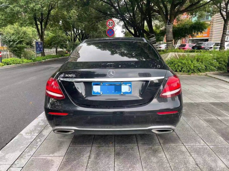 嘉兴18年奔驰E7