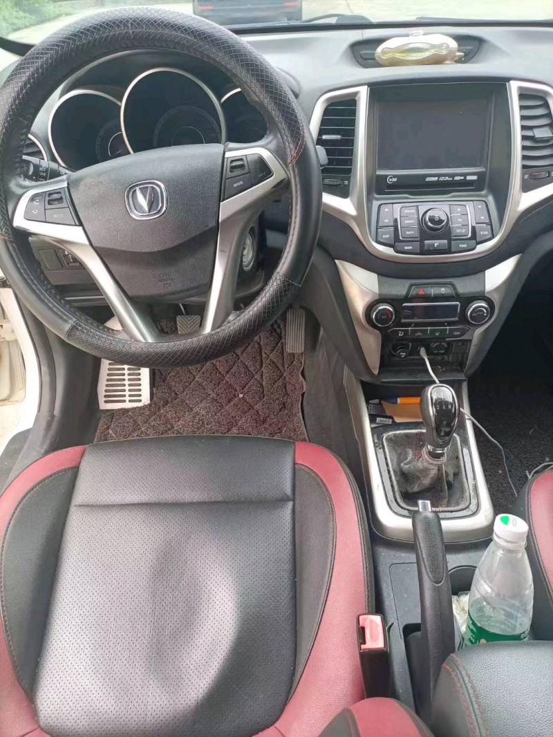 溫州16年長安汽車逸動4