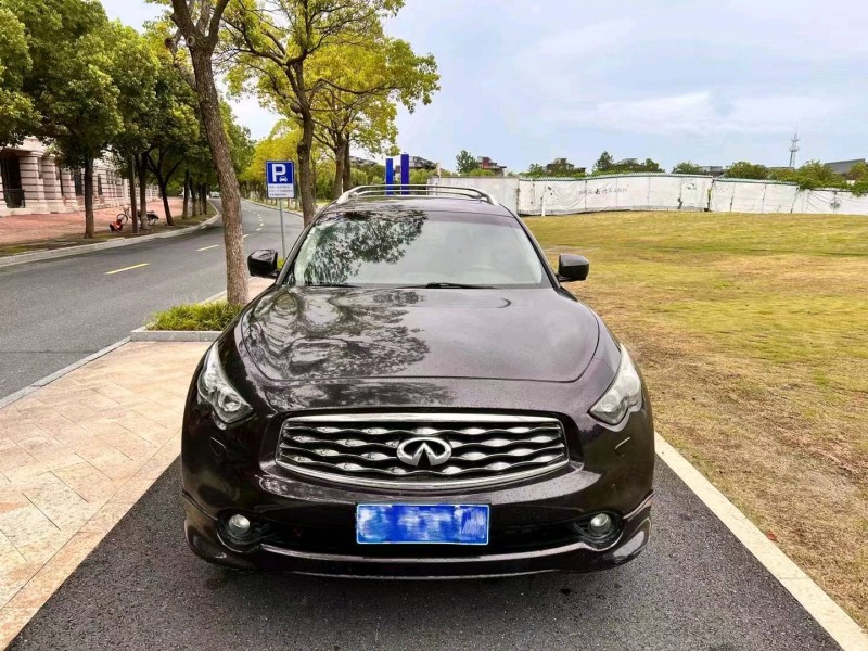 嘉兴09年英菲尼迪FX501