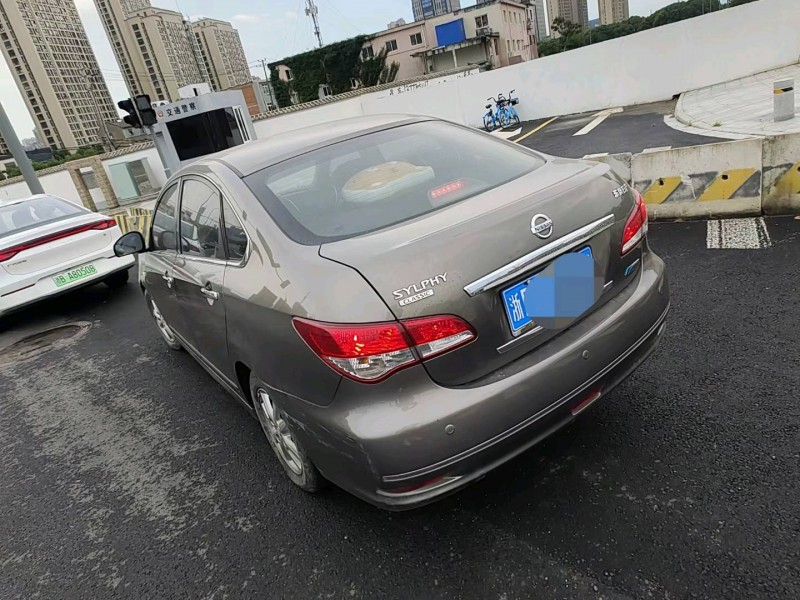 寧波19年日產軒逸5