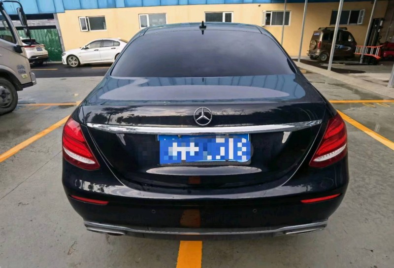 北京20年奔驰E9