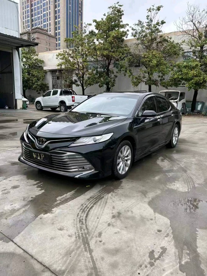 宜昌22年丰田凯美瑞2