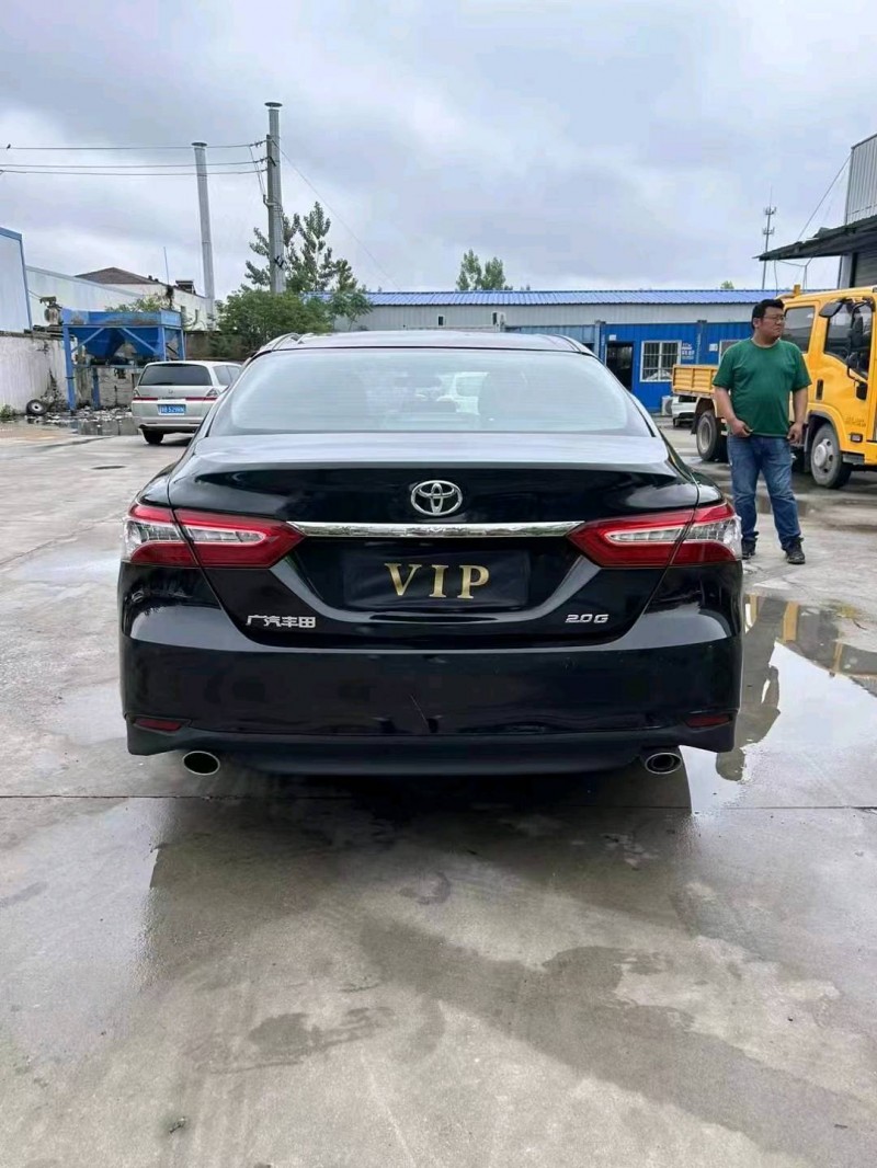 宜昌22年丰田凯美瑞7