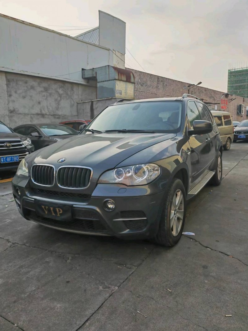中山10年宝马X53