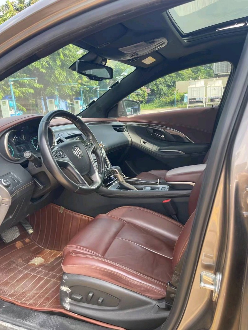 中山16年别克君越6