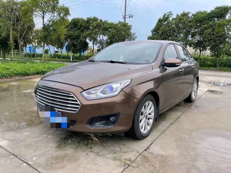 常州18年福特福睿斯3