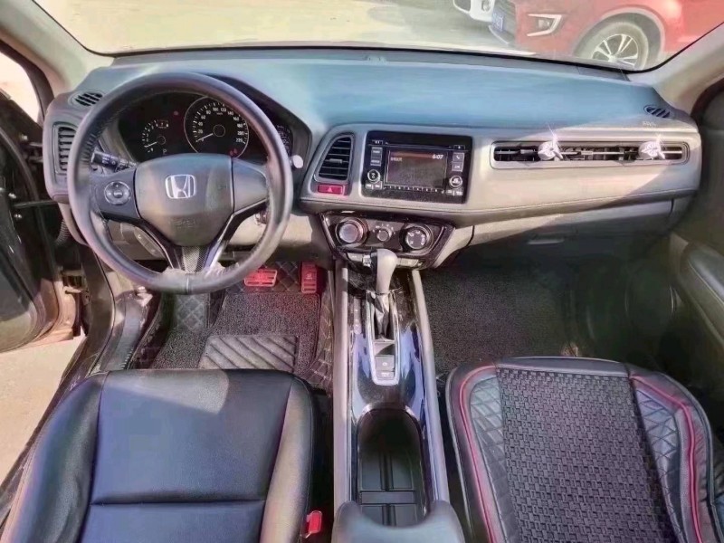 济南16年本田缤智4