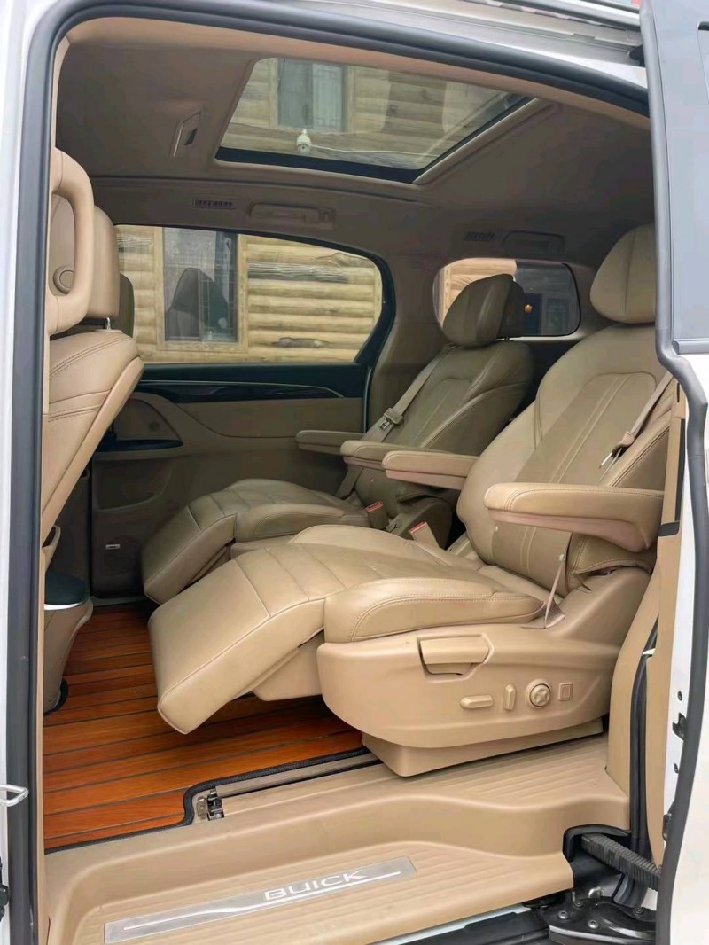 邢台18年别克GL87