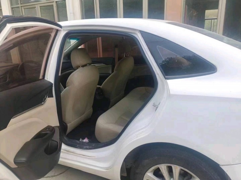 烟台17年别克英朗6