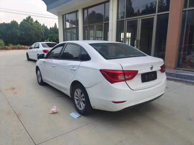 烟台17年别克英朗7