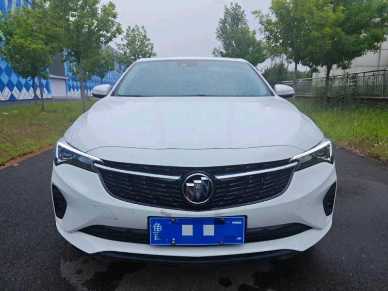 济南22年别克威朗1