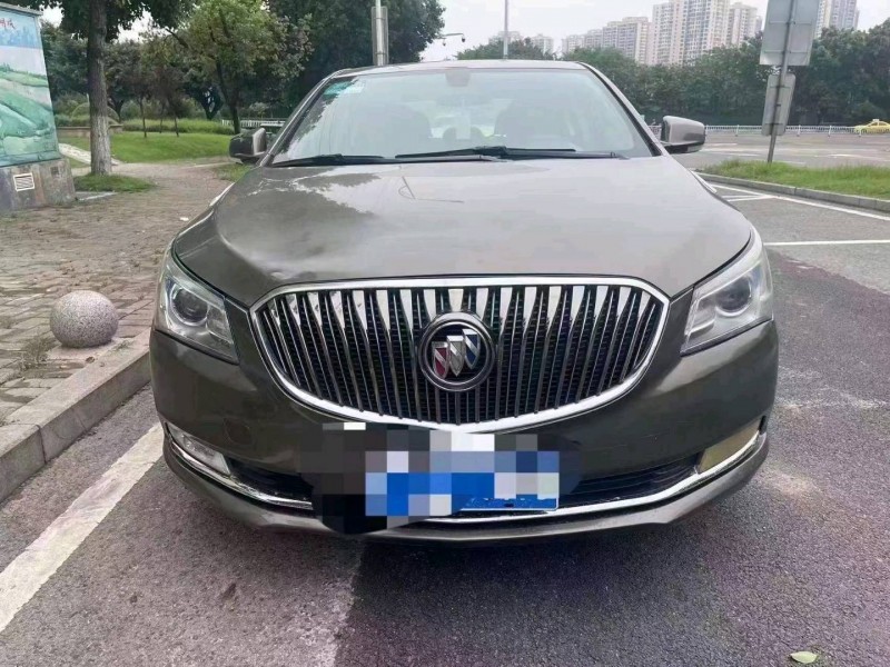 重庆14年别克君越1