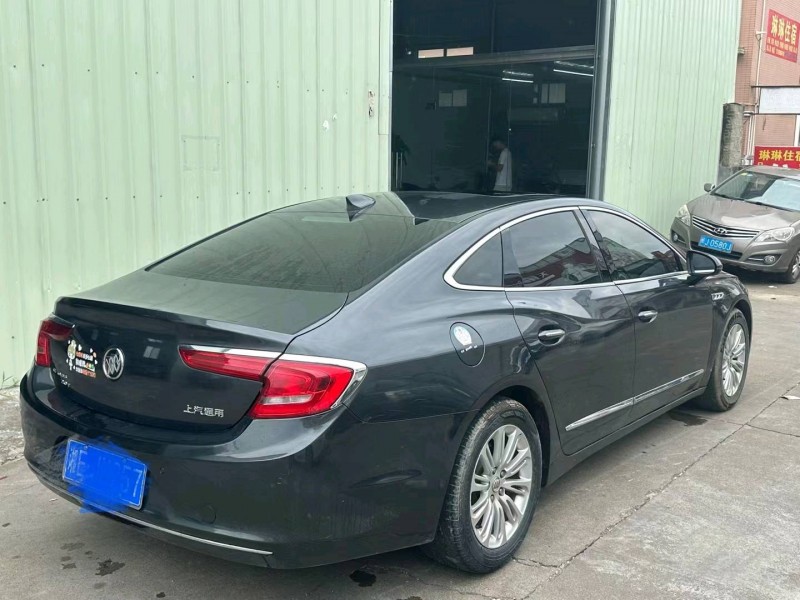 中山16年别克君越2