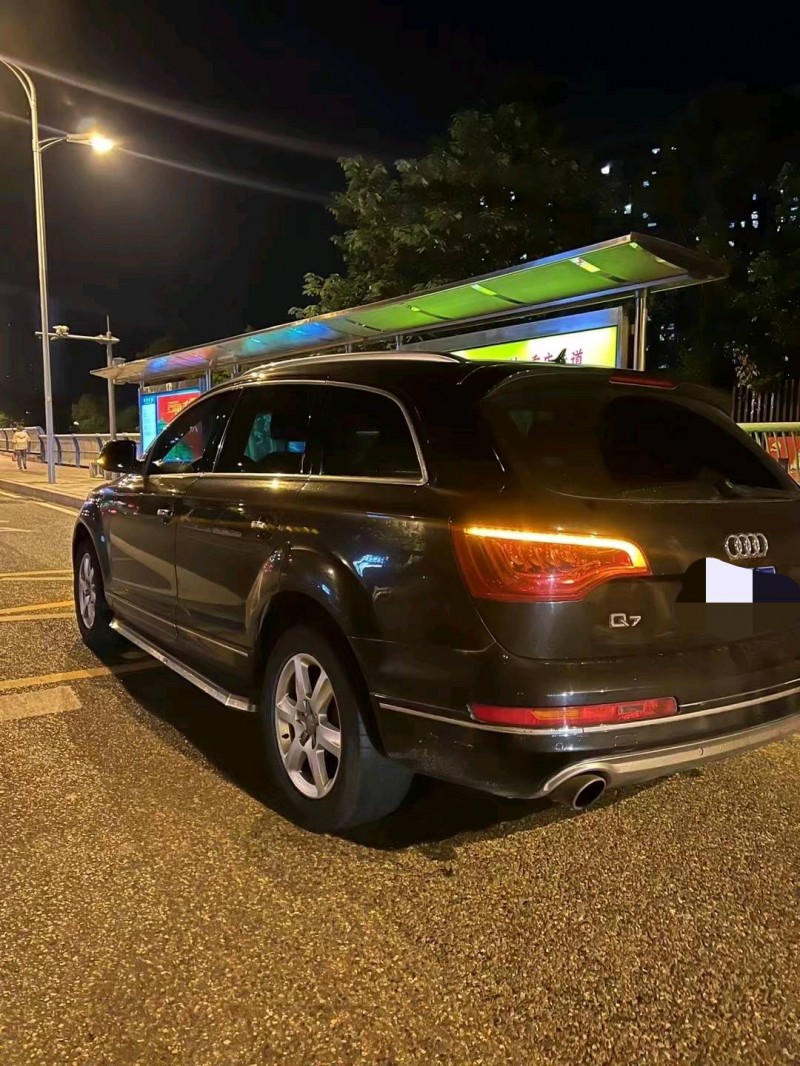 重庆11年奥迪Q73