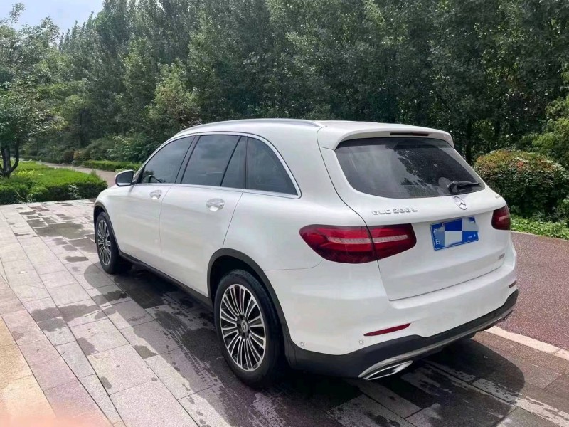 淄博19年奔驰GLC3