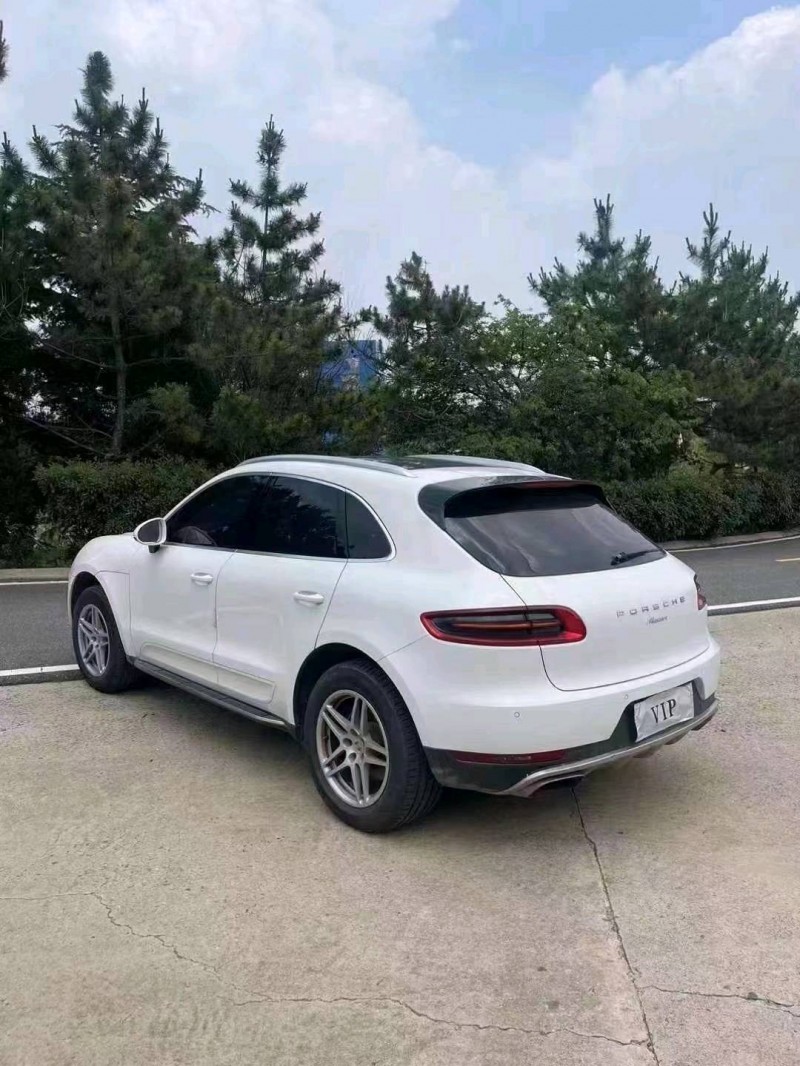 枣庄16年保时捷Macan4