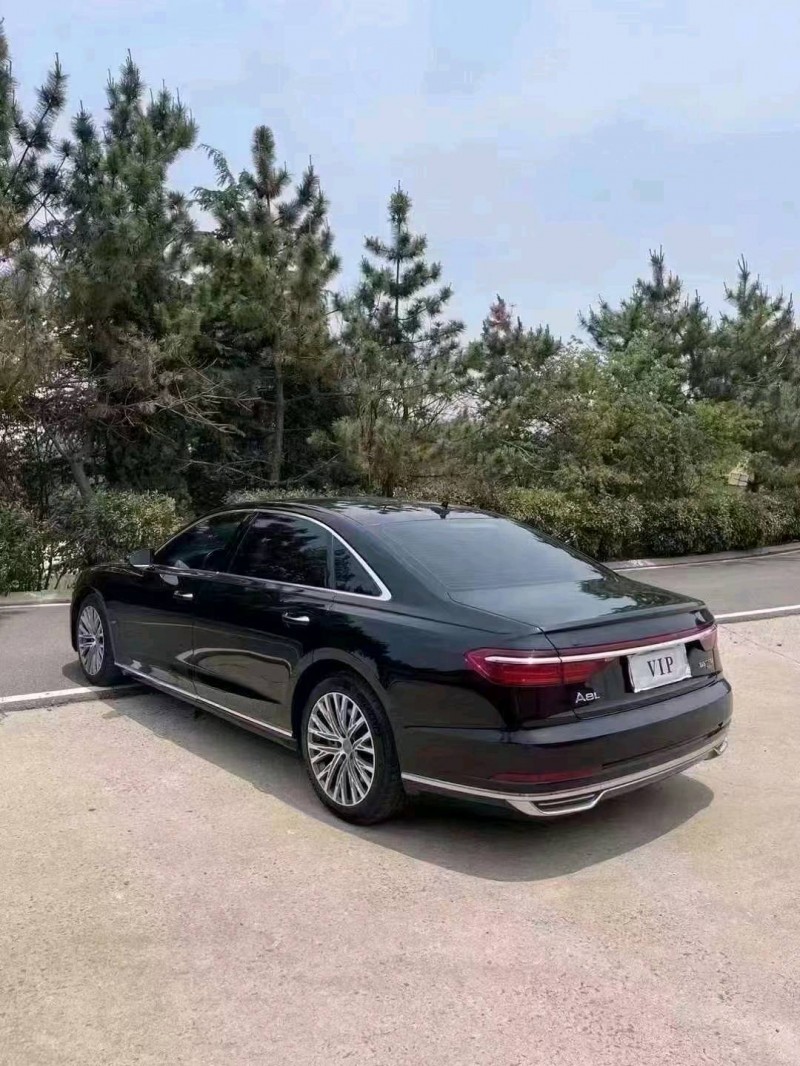 枣庄19年奥迪A8L6