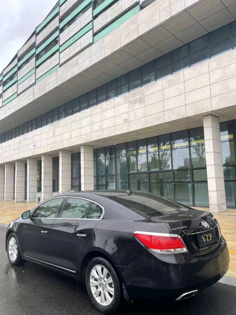 枣庄11年别克君越5