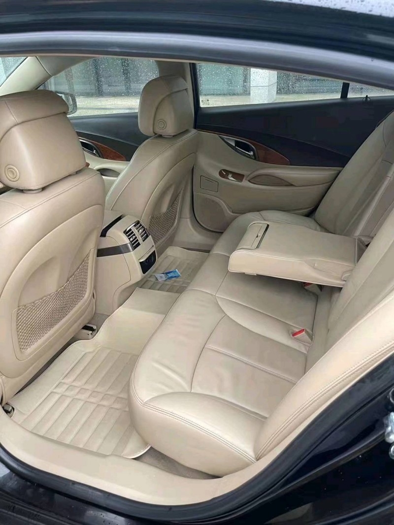 枣庄11年别克君越7