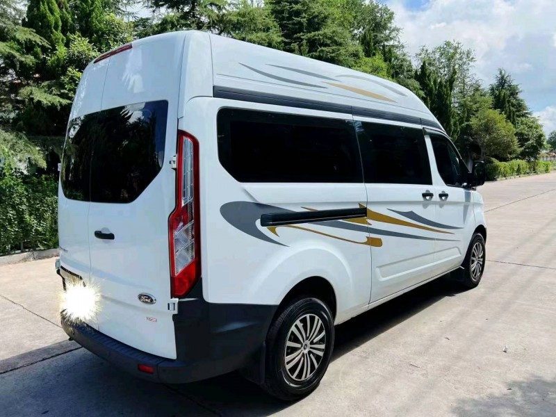 枣庄21年福特全顺3