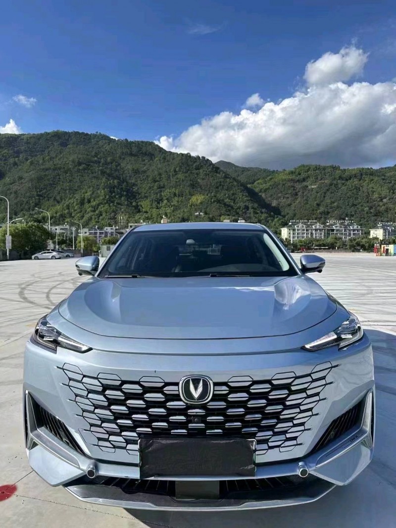 湖州22年長安汽車UNI-K1