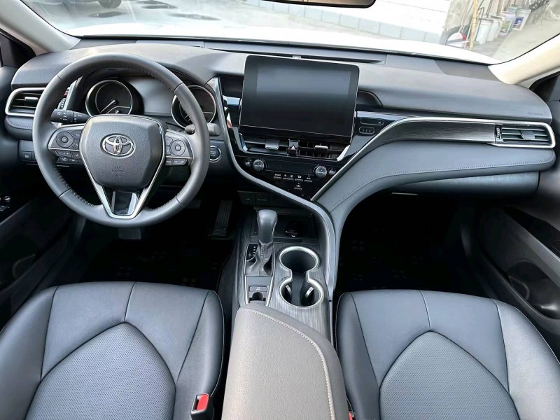 济宁21年丰田凯美瑞6