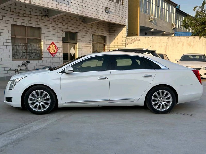 济宁15年凯迪拉克XTS3