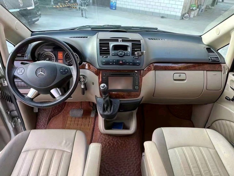 枣庄14年奔驰唯雅诺5