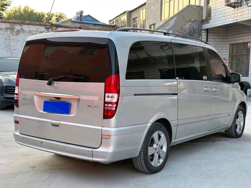 枣庄14年奔驰唯雅诺9