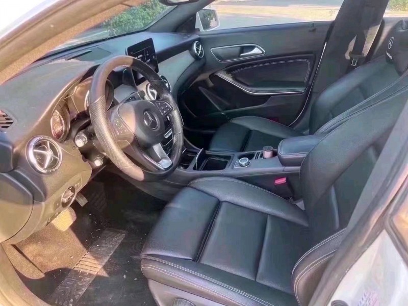 枣庄18年奔驰CLA7